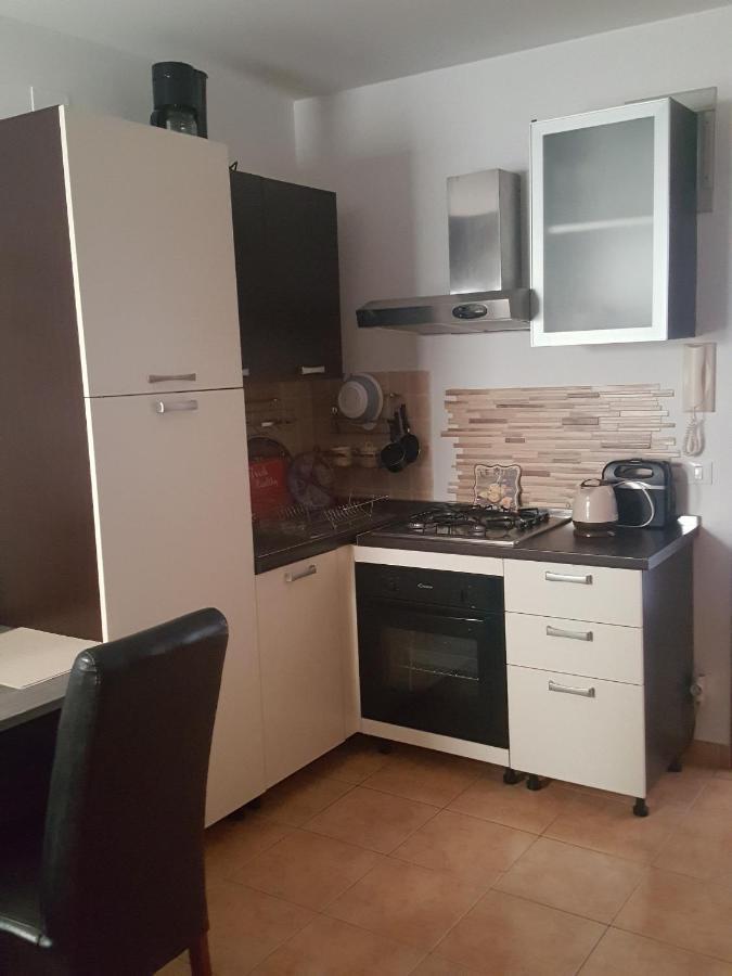 Apartments By The Sea Privlaka, Zadar - 14816 Luaran gambar