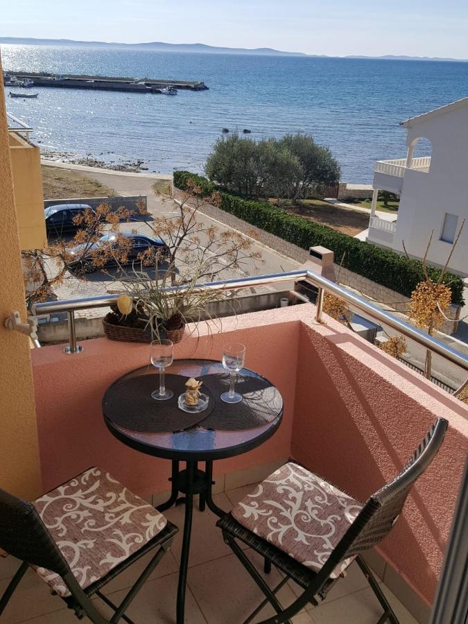 Apartments By The Sea Privlaka, Zadar - 14816 Luaran gambar